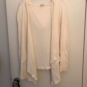 Splendid Sweaters - Splendid Ivory Draped Cardigan- Small Splendid Sweaters - Splendid Ivory Draped Cardigan- Small